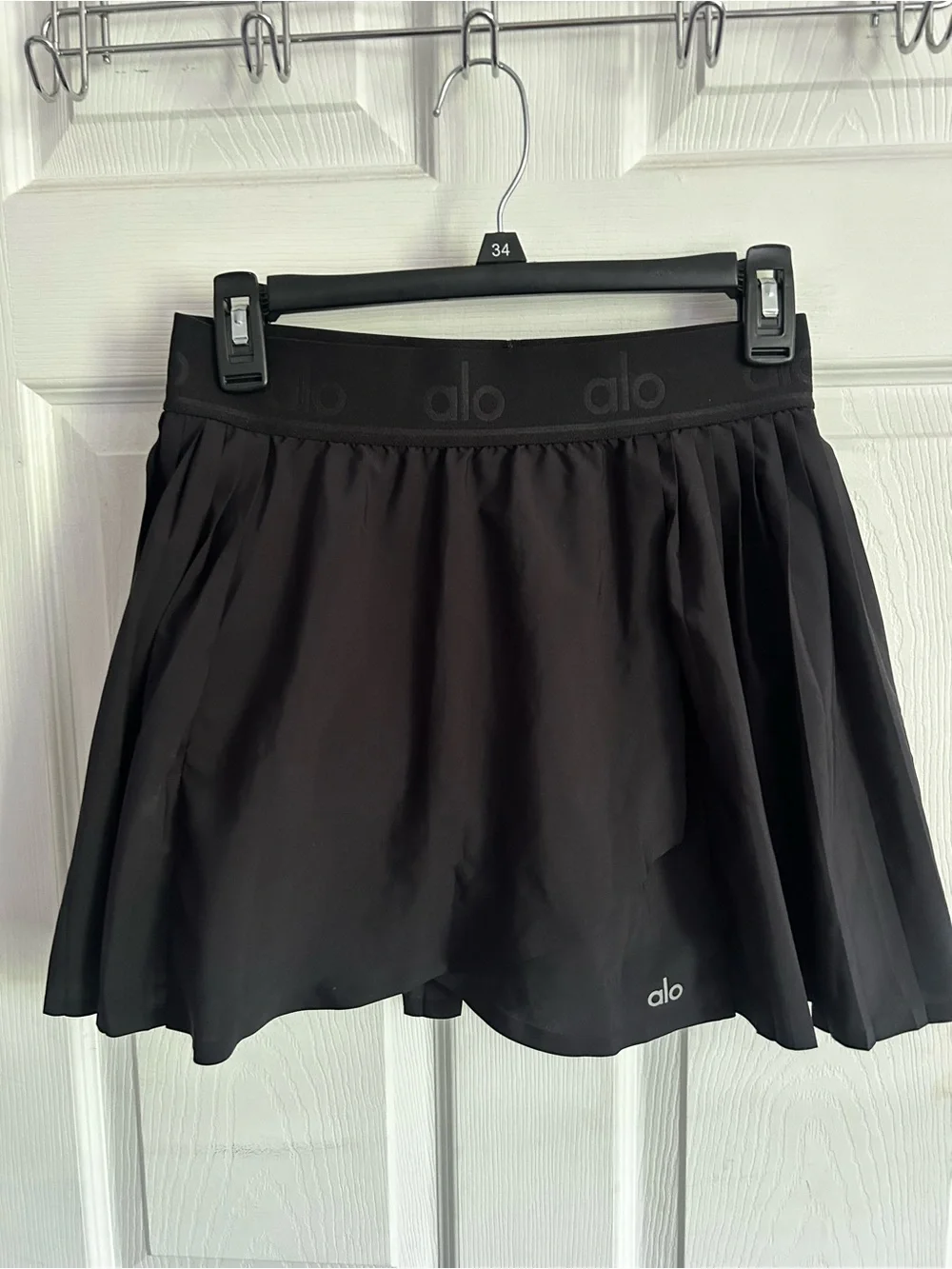 Alo Yoga Black Pleated Athletic Skort